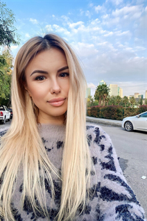 Beautiful women from ukraine lubov from kiev with Blonde hair age 39