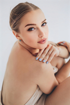 Czech bride anastasiia from praha with Blonde hair 26 years old photo-12