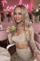 Femme parfaite viktoria de poznan avec Blond cheveux, âge 37 photo-4