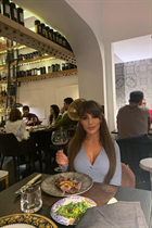 Mujer perfecta svetlana de reggio calabria con pelo Marrón oscuro y edad 48 photo-4