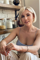 Ukrainian lady lilia from kiev with Blonde hair age 38 photo-10