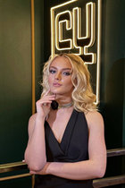 Femme parfaite victoria de krakow avec Blond cheveux, âge 25 photo-5