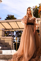 Novia de montreal elizaveta con pelo Marrón claro y edad 38 photo-7