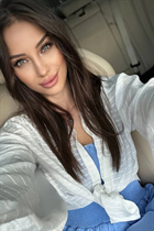 Mariée ukrainienne svetlana de kiev avec Chatain clairs cheveux, âge 30 photo-1
