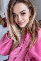 Bride from Ukraine olga from lviv with Light Brown hair age 37 photo-2