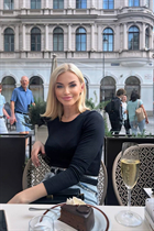 Stunning Ukrainian woman svetlana from kharkov with Blonde hair age 42 photo-9