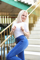 Jolie fille iryna de houston avec Blond cheveux, âge 41 photo-3