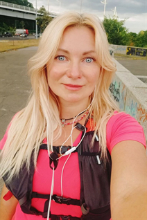 Belle fille ukrainienne svetlana de kiev avec Blond cheveux, âge 42