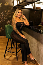 Venezuelan bride karina from caracas with Blonde hair 39 years old photo-11