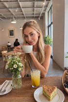 Mariée de valencia marianna avec Blond cheveux, âge 46 photo-19