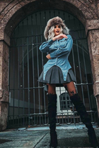 Dating a german girl elena from munich with Black hair 37 years old photo-16