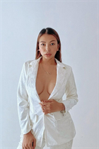 Bride from london kamelle with Blonde hair age 38 photo-2