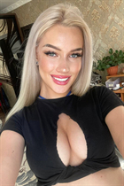 Ukrainian single woman inna from cherkasy with Blonde hair age 21 photo-11