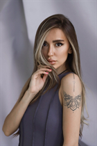 Belle fille ukrainienne christina de kharkiv avec Chatain clairs cheveux, âge 34 photo-8