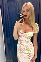 Perfect woman julianna from kiev with Blonde hair age 33 photo-3