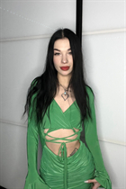Ukrainian woman for marriage daria from kremenchuk with Black hair age 21