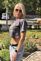 Single ukrainian lady vita from odessa with Blonde hair age 53 photo-8