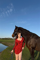 Beautiful Ukrainian woman polina from kyiv with Light Brown hair age 33 photo-8