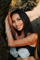 Pretty girl valeria from bali with Dark Brown hair age 30 photo-6