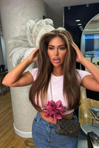 belgrade mariée theodora avec Brunette cheveux, âge 28 photo-3