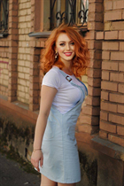 Mariée ukrainienne julia de kiev avec Chatain clairs cheveux, âge 36 photo-8