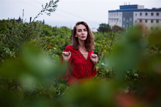 Single Russian girl evgeniia from yalta with Light Brown hair age 36 photo-7