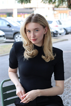 Mariée ukrainienne eleonora de rovno avec Blond cheveux, âge 19 photo-10