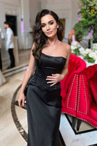 Perfect woman anastasia from como with Dark Brown hair age 31 photo-5