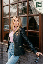 Rencontre fille ukrainienne anastasia de london avec Chatain clairs cheveux, age 23 photo-8