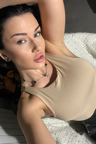 Ukrainian single woman valeria from mariupol with Black hair age 31 photo-16