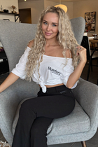 Femme parfaite viktoria de poznan avec Blond cheveux, âge 37 photo-13