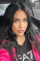 Dating a german woman inna from berlin with Black hair 51 years old photo-32