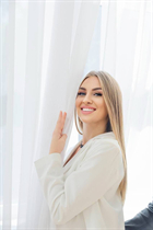 Girl from valencia anastasia with Light Brown hair age 28 photo-7