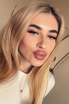 Ukrainian mail order bride olga from kiev with Black hair age 26 photo-2