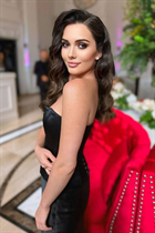 Perfect woman anastasia from como with Dark Brown hair age 31 photo-7