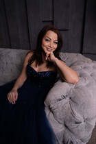 Dating a ukrainian woman irina from kiev with Black hair age 50 photo-9