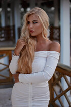 Hermosa novia ucraniana alexandra de kharkov con pelo Rubio y edad 29 photo-9