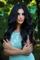 Beautiful single ukrainian woman vera from kiev with Black hair age 43 photo-1