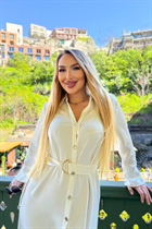 Bride from tbilisi anna with Blonde hair age 35 photo-6