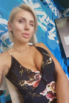 Ukrainian girl tany from kiev with Blonde hair age 45 photo-10