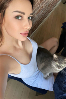 Ukrainian pretty girl olga from kiev with Light Brown hair age 39