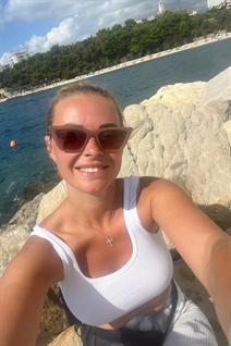Mariée de tampa ksenia avec Blond cheveux, âge 38