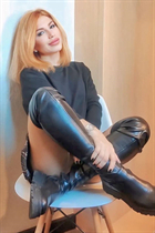 Ukrainian bride oksana from cherkassy with Light Brown hair age 47 photo-2