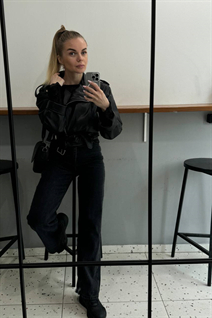 Dama ucraniana viktoriya de dnepr con pelo Rubio y edad 37