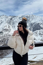 Beautiful woman of ukrainian anna from rivne with Light Brown hair age 32 photo-11