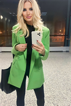 Dating a german girl irina from berlin with Blonde hair 41 years old photo-14