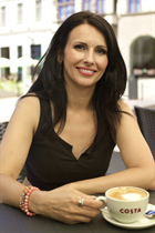 Bride from katowice julia with Dark Brown hair age 42 photo-5