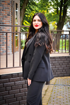 Beautiful wife from Ukraine viktoriia from kyiv with Light Brown hair age 36 photo-1