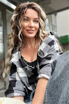 Hermosa novia ucraniana svetlana de kyiv con pelo Marrón oscuro y edad 47 photo-70