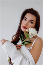 Dating ukrainian woman lena from ivano-frankovsk with Black hair age 25 photo-6